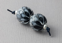 Black Dahlia Bead Pair alternative view 2